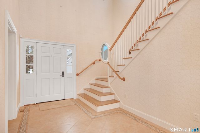 446 Main Street 9, Old Saybrook, CT 06475