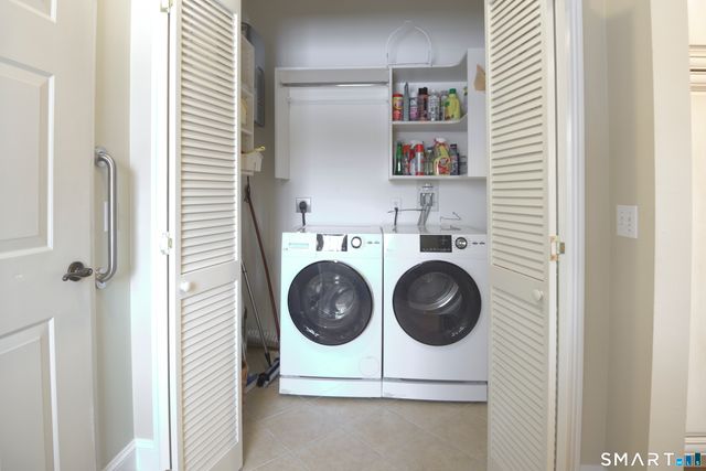 446 Main Street 9, Old Saybrook, CT 06475