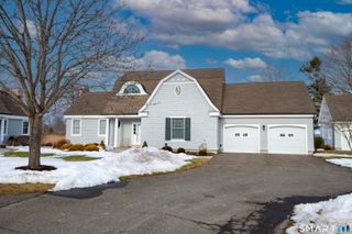 446 Main Street 9, Old Saybrook, CT 06475