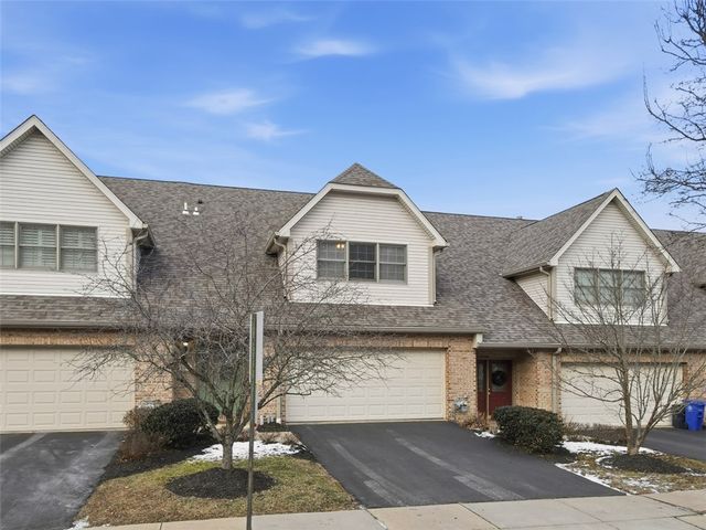 105 Woodcrest Drive, North Fayette, PA 15108