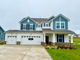 833 Bur Oak Ct, Clarksville, TN 37043