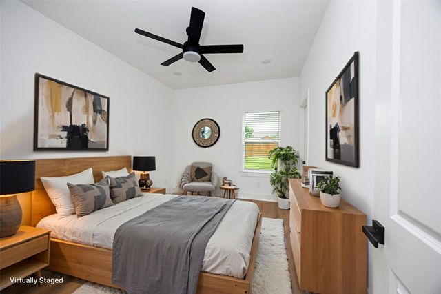 934 South Lane A, Houston, TX 77088