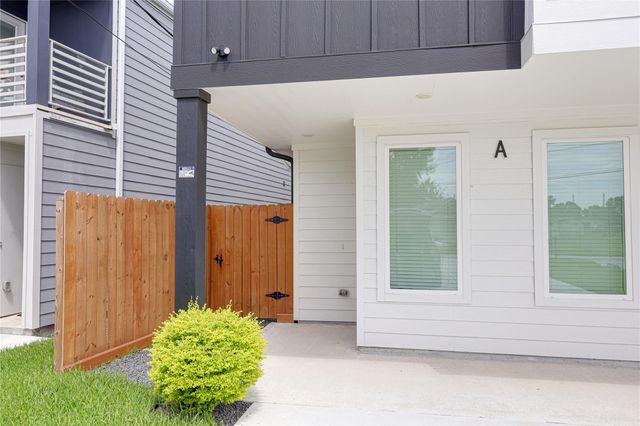 934 South Lane A, Houston, TX 77088