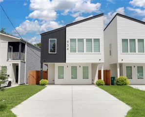 934 South Lane A, Houston, TX 77088