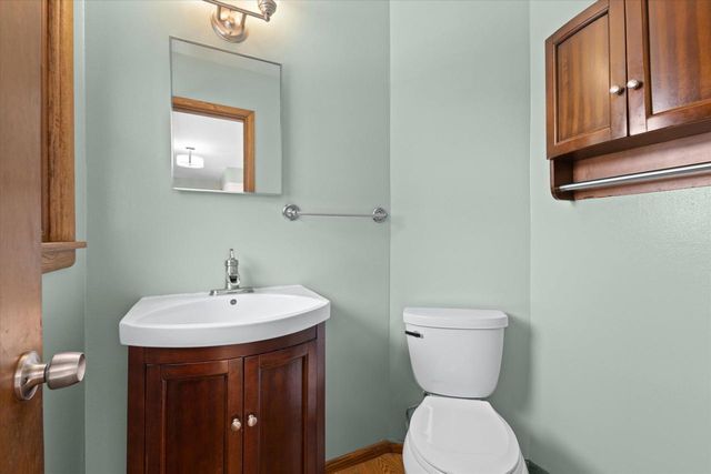 237 N 113th STREET, Wauwatosa, WI 53226
