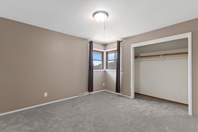 237 N 113th STREET, Wauwatosa, WI 53226