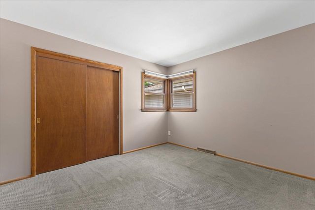 237 N 113th STREET, Wauwatosa, WI 53226