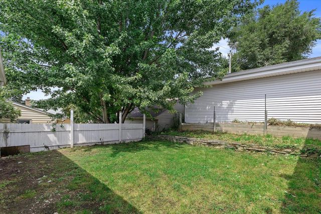 237 N 113th STREET, Wauwatosa, WI 53226