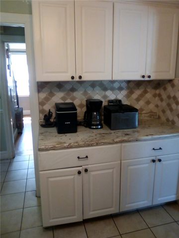 199 Main Avenue, Warwick, RI 02886