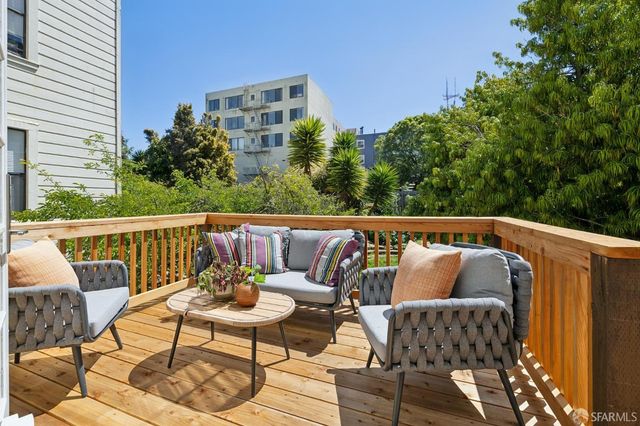 263 Carl Street, San Francisco, CA 9117