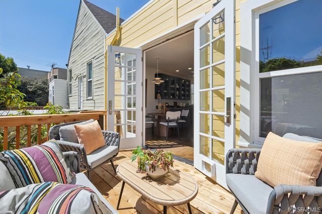 263 Carl Street, San Francisco, CA 9117