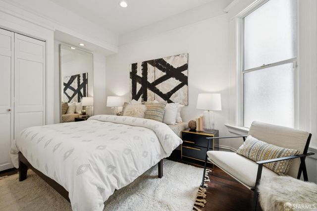 263 Carl Street, San Francisco, CA 9117