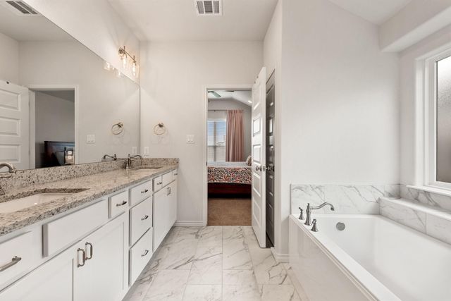 3164 Margaret Rudder Parkway, Bryan, TX 77808