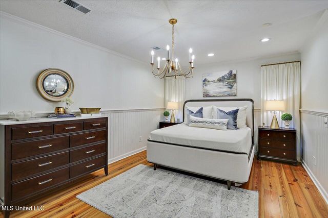 112 Newport Circle, Clinton, MS 39056