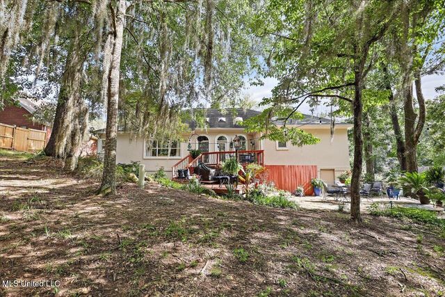 112 Newport Circle, Clinton, MS 39056