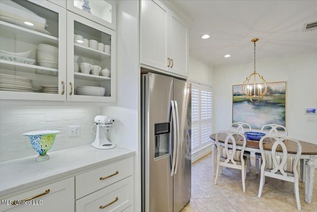112 Newport Circle, Clinton, MS 39056