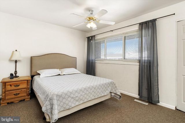 61 COVINGTON DR, East Windsor, NJ 08520