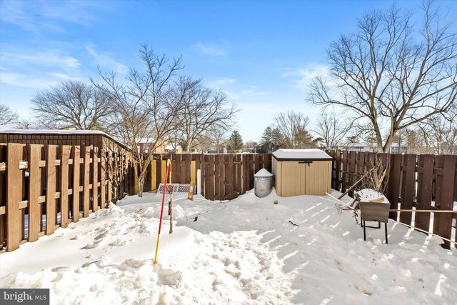 61 COVINGTON DR, East Windsor, NJ 08520