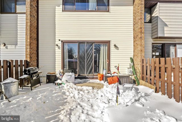 61 COVINGTON DR, East Windsor, NJ 08520