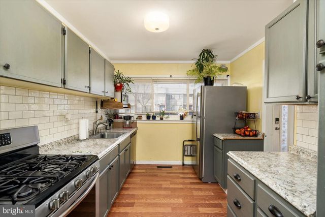 61 COVINGTON DR, East Windsor, NJ 08520