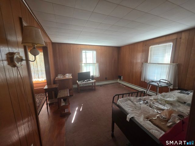 21-23 Pulaski Street, Griswold, CT 06351