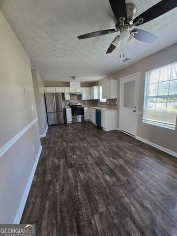 585 Forest Hills Path, Forest Park, GA 30297