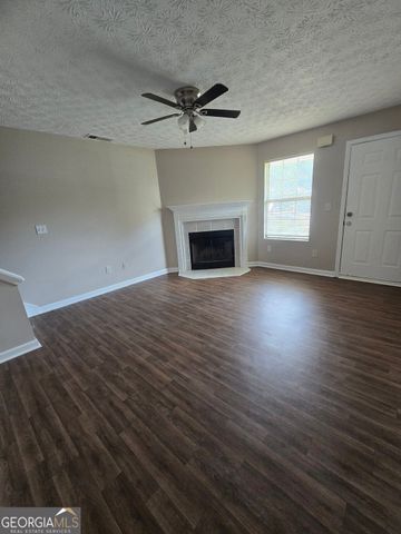 585 Forest Hills Path, Forest Park, GA 30297