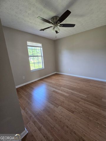 585 Forest Hills Path, Forest Park, GA 30297