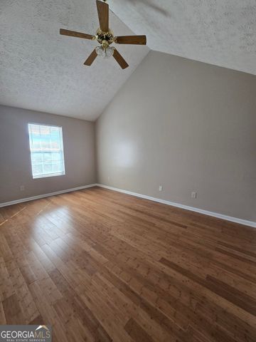 585 Forest Hills Path, Forest Park, GA 30297
