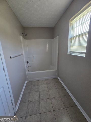 585 Forest Hills Path, Forest Park, GA 30297