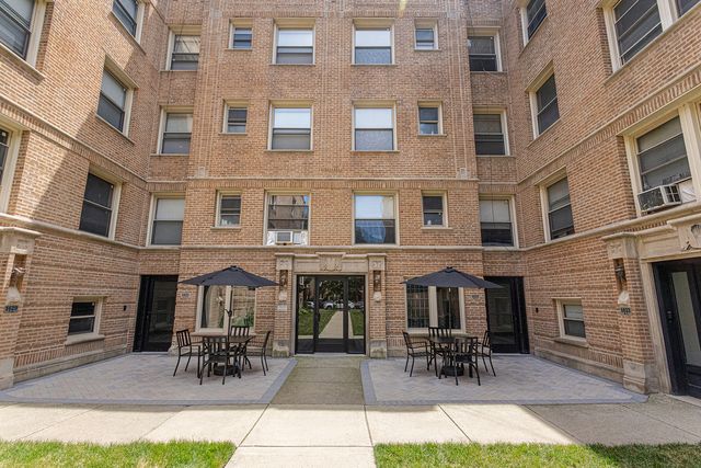 1629 W Chase Avenue 1C, Chicago, IL 60626