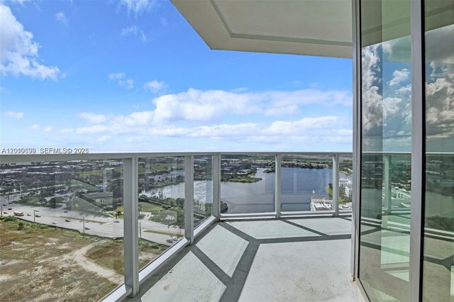 2000 Metropica Way 2204, Sunrise, FL 33323