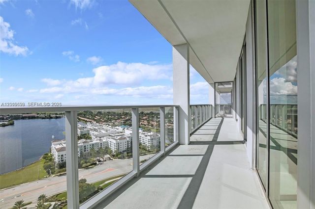 2000 Metropica Way 2204, Sunrise, FL 33323