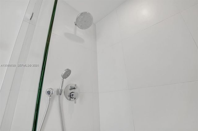 2000 Metropica Way 2204, Sunrise, FL 33323