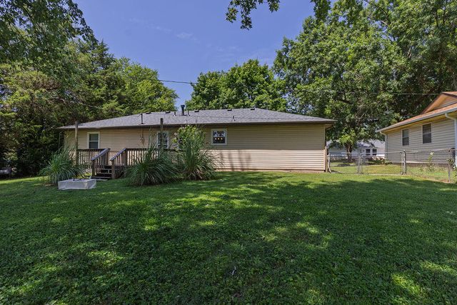 602 Aspen Drive, Nixa, MO 65714