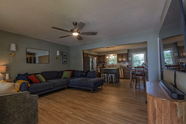 602 Aspen Drive, Nixa, MO 65714