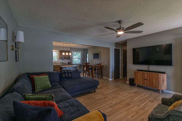 602 Aspen Drive, Nixa, MO 65714