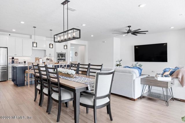 3403 KINDLEWOOD Drive, Middleburg, FL 32068