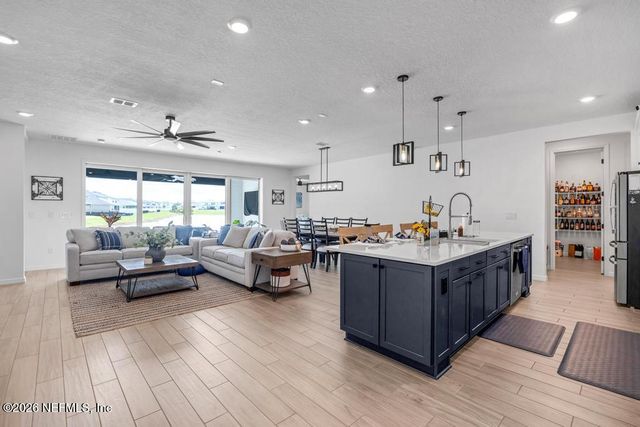 3403 KINDLEWOOD Drive, Middleburg, FL 32068