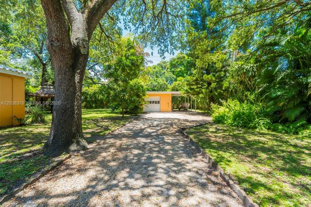 955 NE 128th St, North Miami, FL 33161