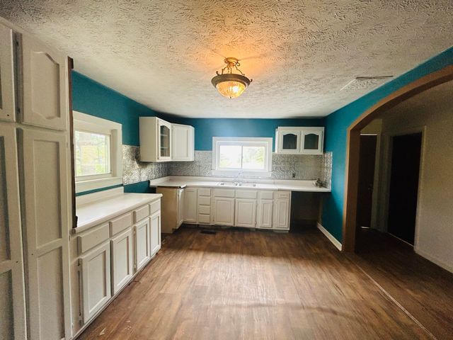 79 HWY 1482, Oneida, KY 40972