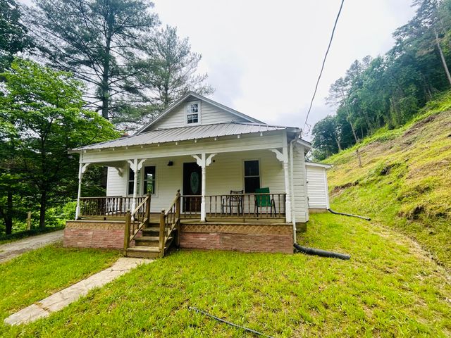 79 HWY 1482, Oneida, KY 40972