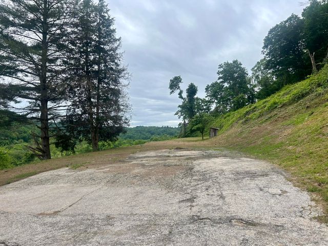 79 HWY 1482, Oneida, KY 40972