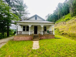 79 HWY 1482, Oneida, KY 40972