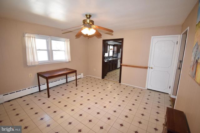 165 W FEDERAL ST, Burlington, NJ 08016