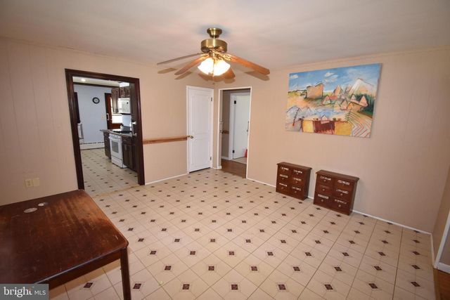 165 W FEDERAL ST, Burlington, NJ 08016