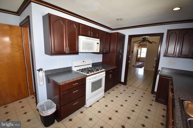 165 W FEDERAL ST, Burlington, NJ 08016