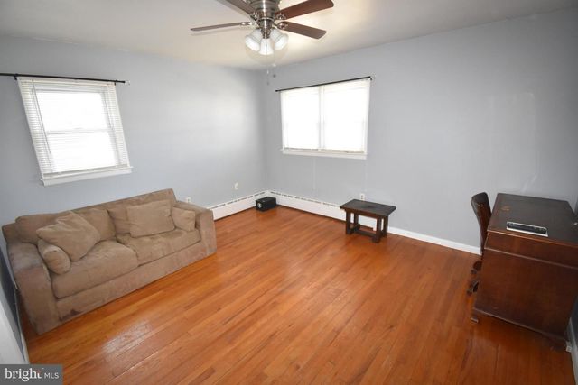 165 W FEDERAL ST, Burlington, NJ 08016