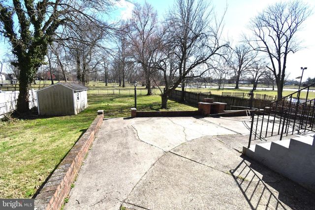 165 W FEDERAL ST, Burlington, NJ 08016