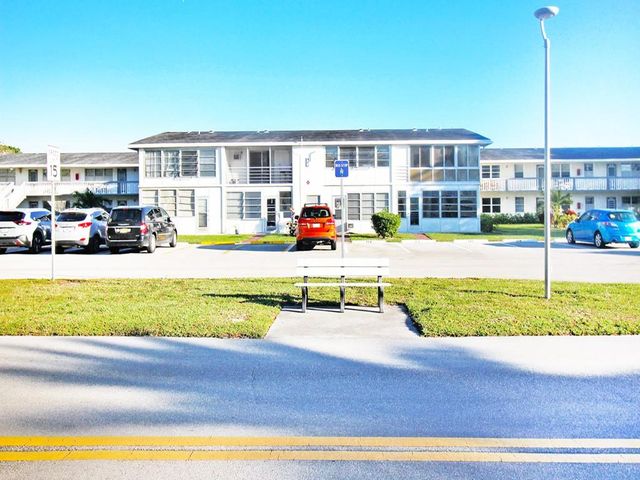 4006 Ellesmere A 4006, Deerfield Beach, FL 33442